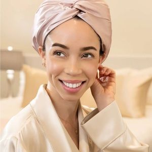 Blissy brand 100% pure mulberry silk hair bonnet. New in box